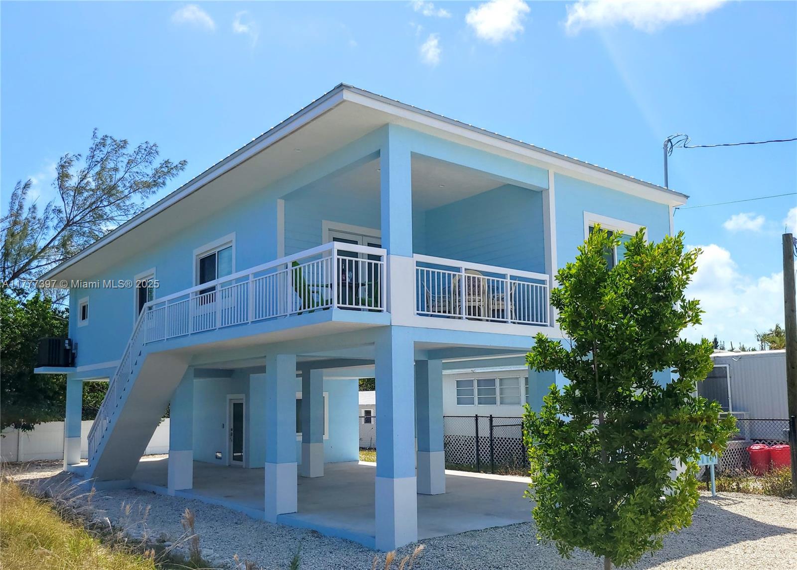 554 Gordon Cir, Key Largo, Monroe County, Florida - 3 Bedrooms  
2 Bathrooms - 
