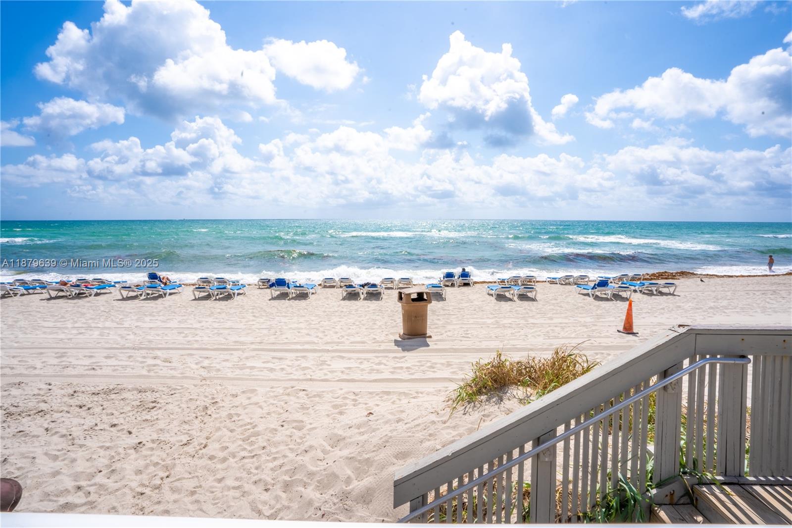 THE AVENTURA BEACH CLUB C - Residential