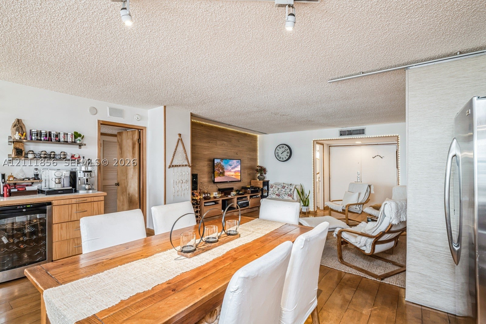 6423 Collins Ave 1602