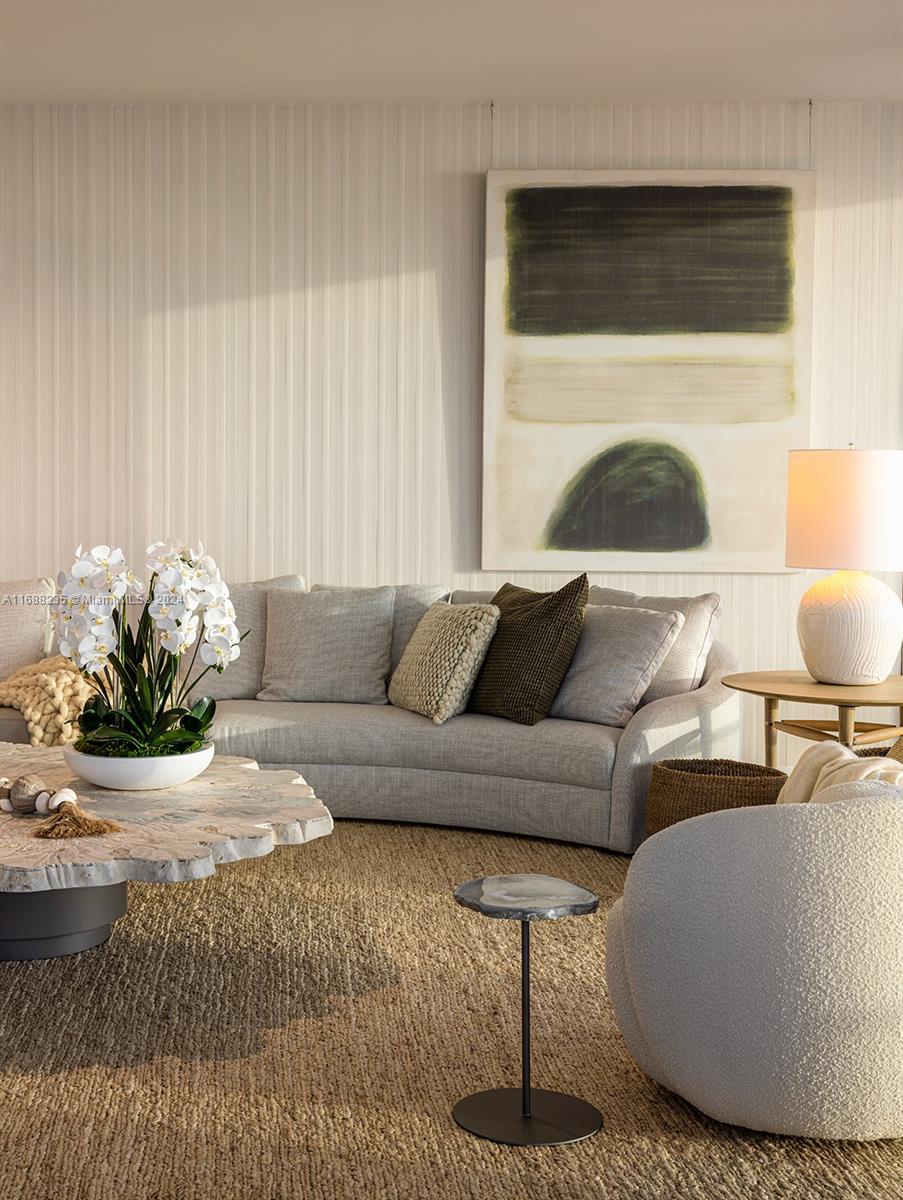 2000 Ocean - Residential