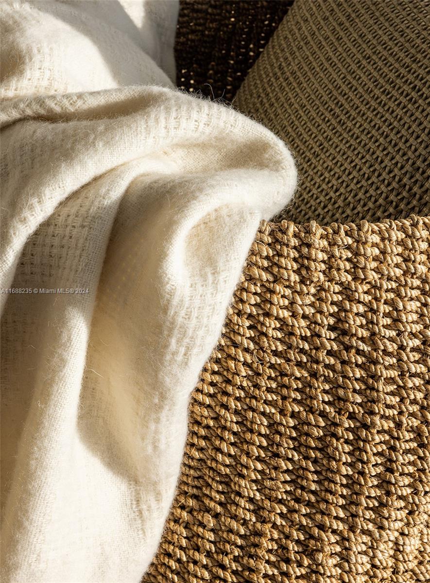 2000 Ocean - Residential