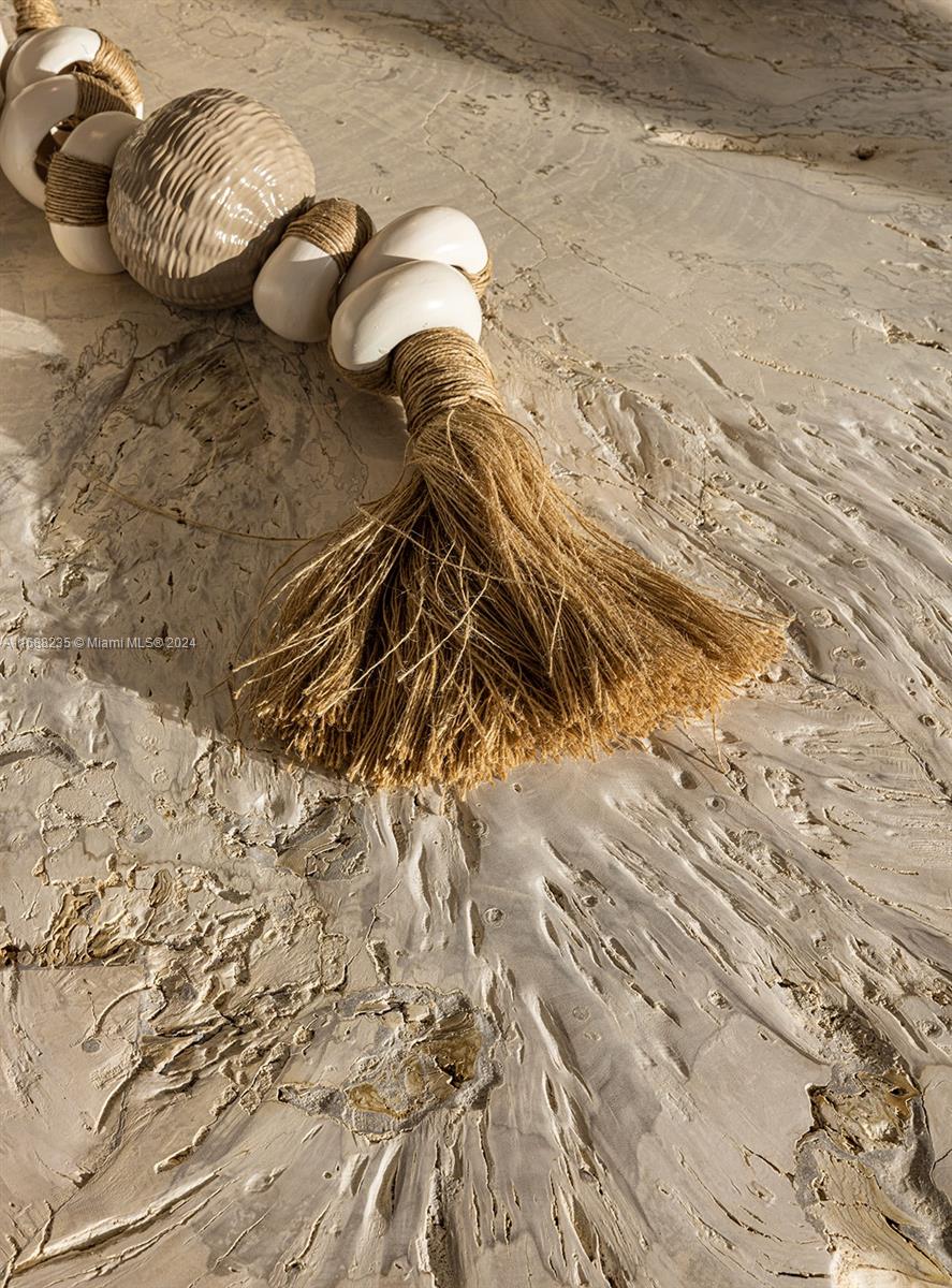 2000 Ocean - Residential