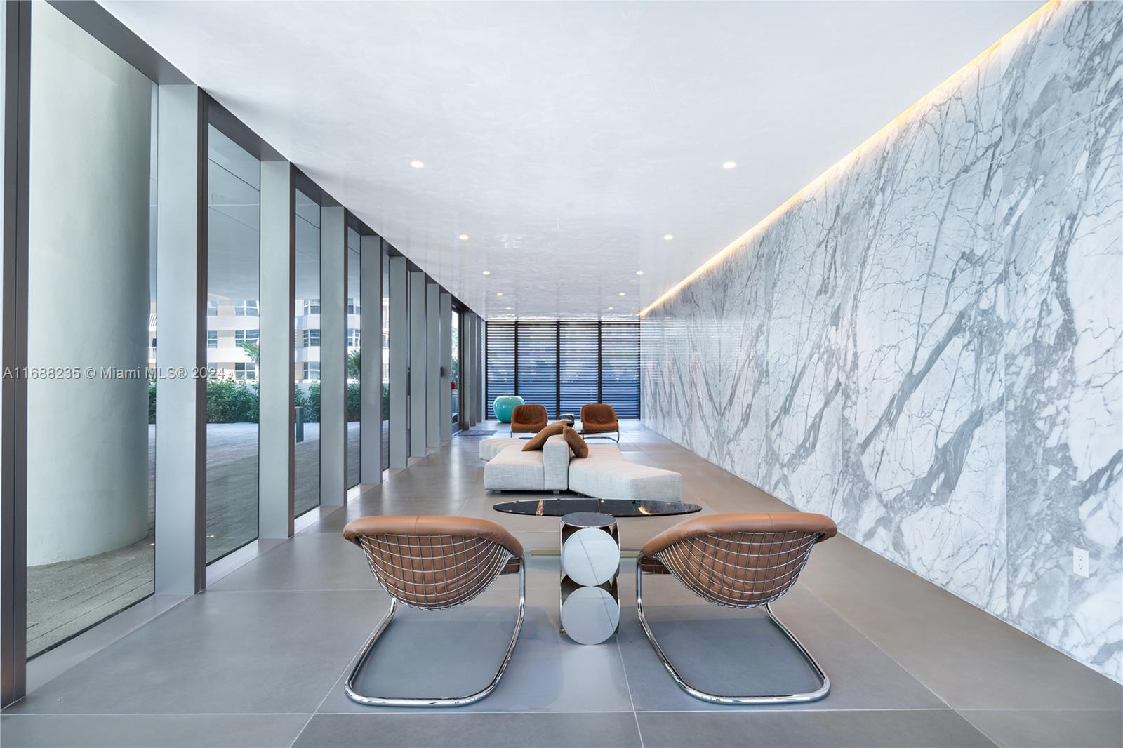 2000 Ocean - Residential