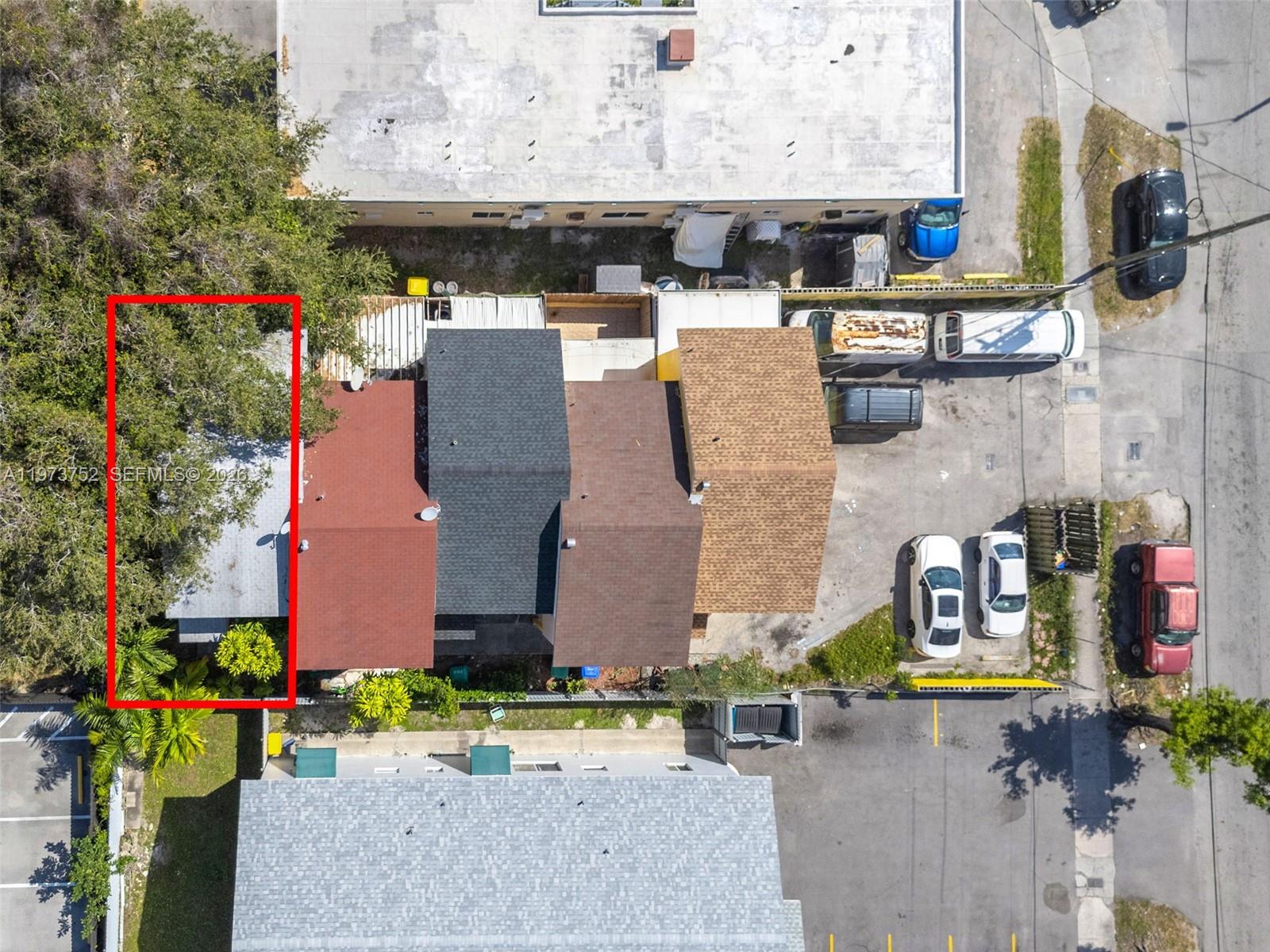 1613 NW 16 ST CONDO - Residential