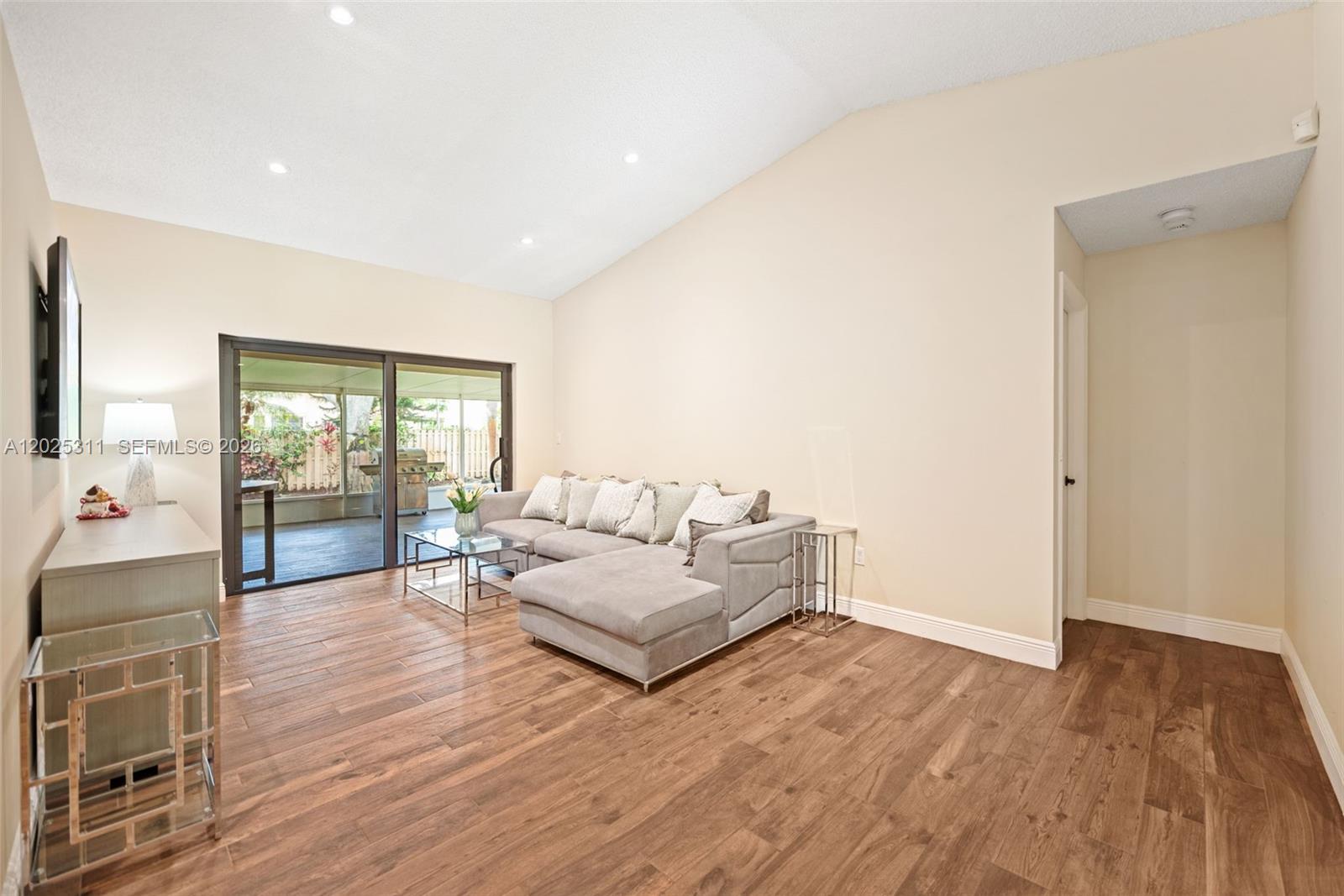 SHENANDOAH - Residential