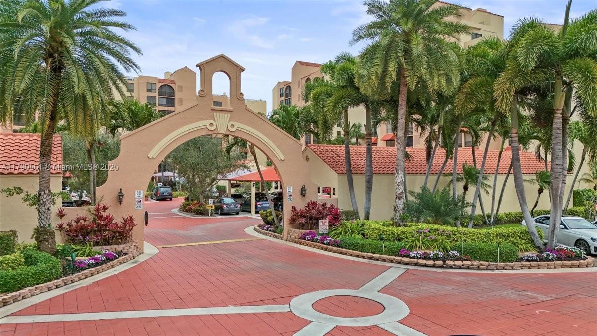 PROMENADE AT BOCA POINTE - Residential