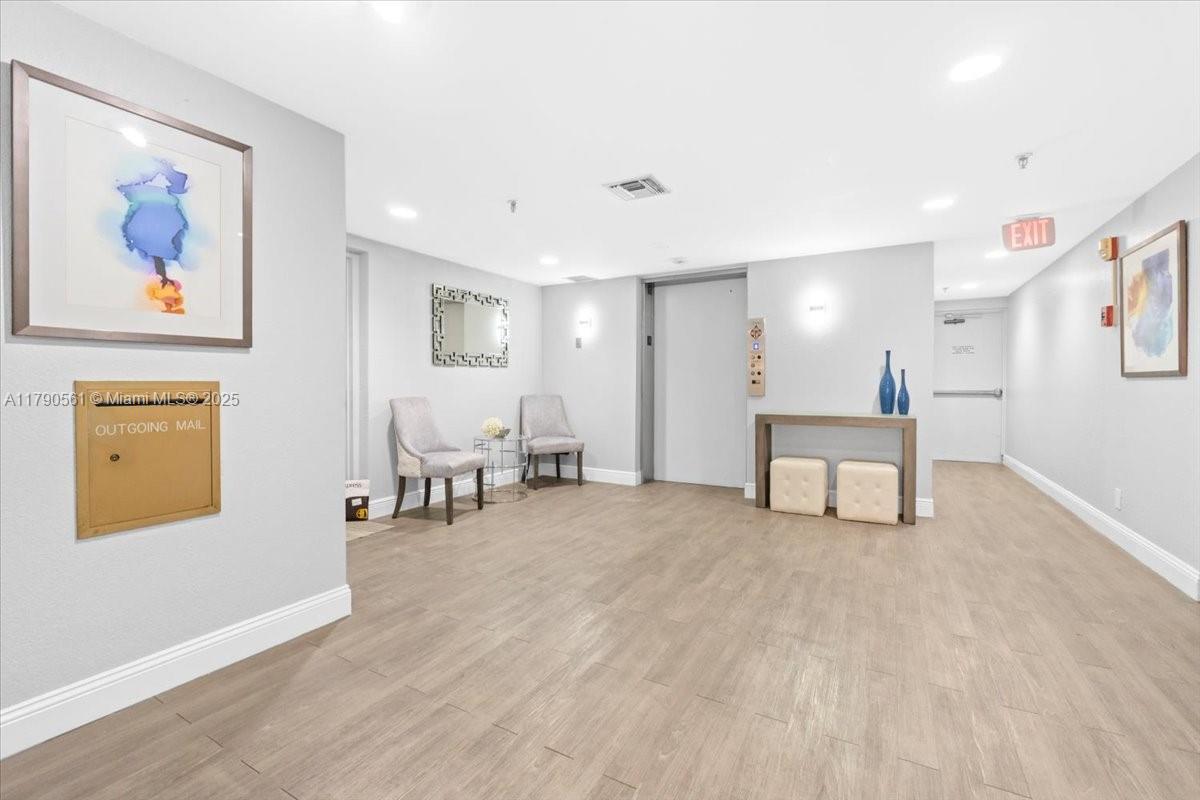 PROMENADE AT BOCA POINTE - Residential