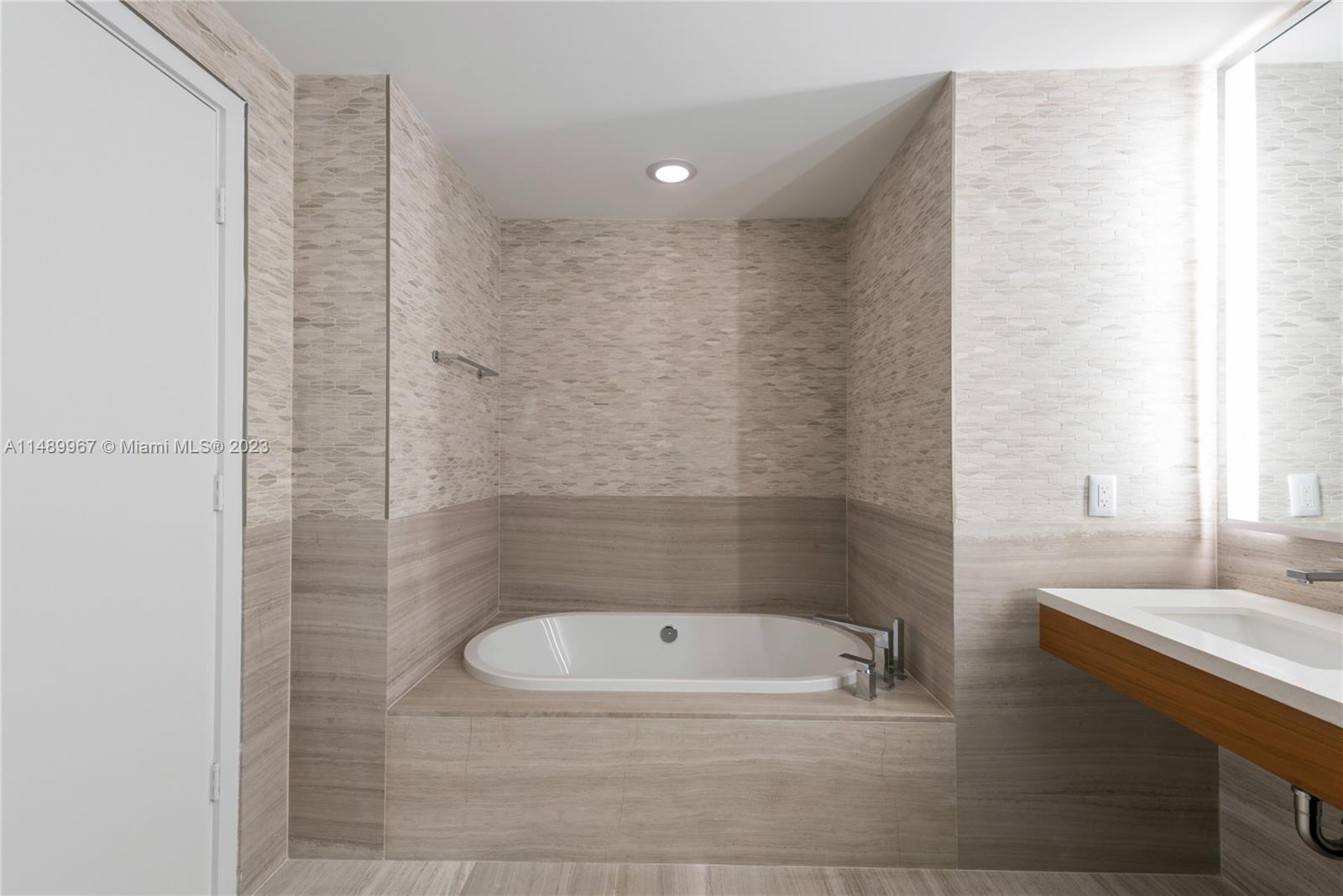 One Ocean - Residential