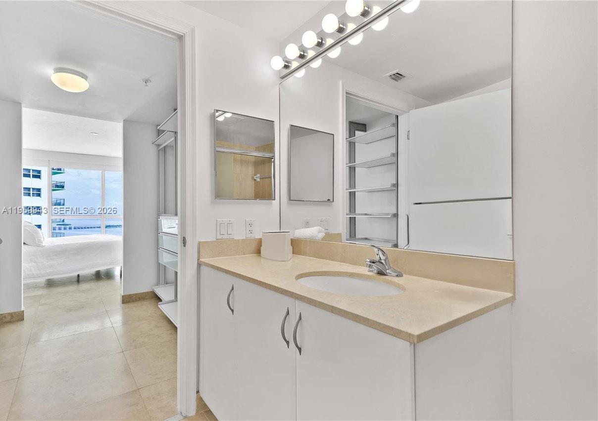 OPERA TOWER CONDO - Residential