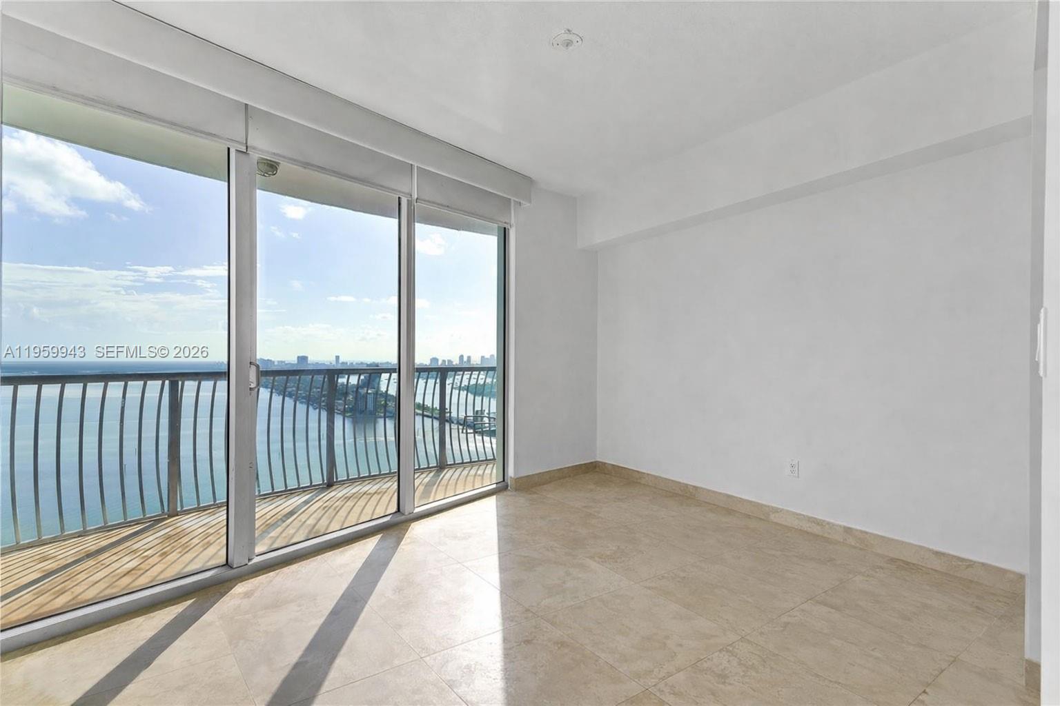 OPERA TOWER CONDO - Residential