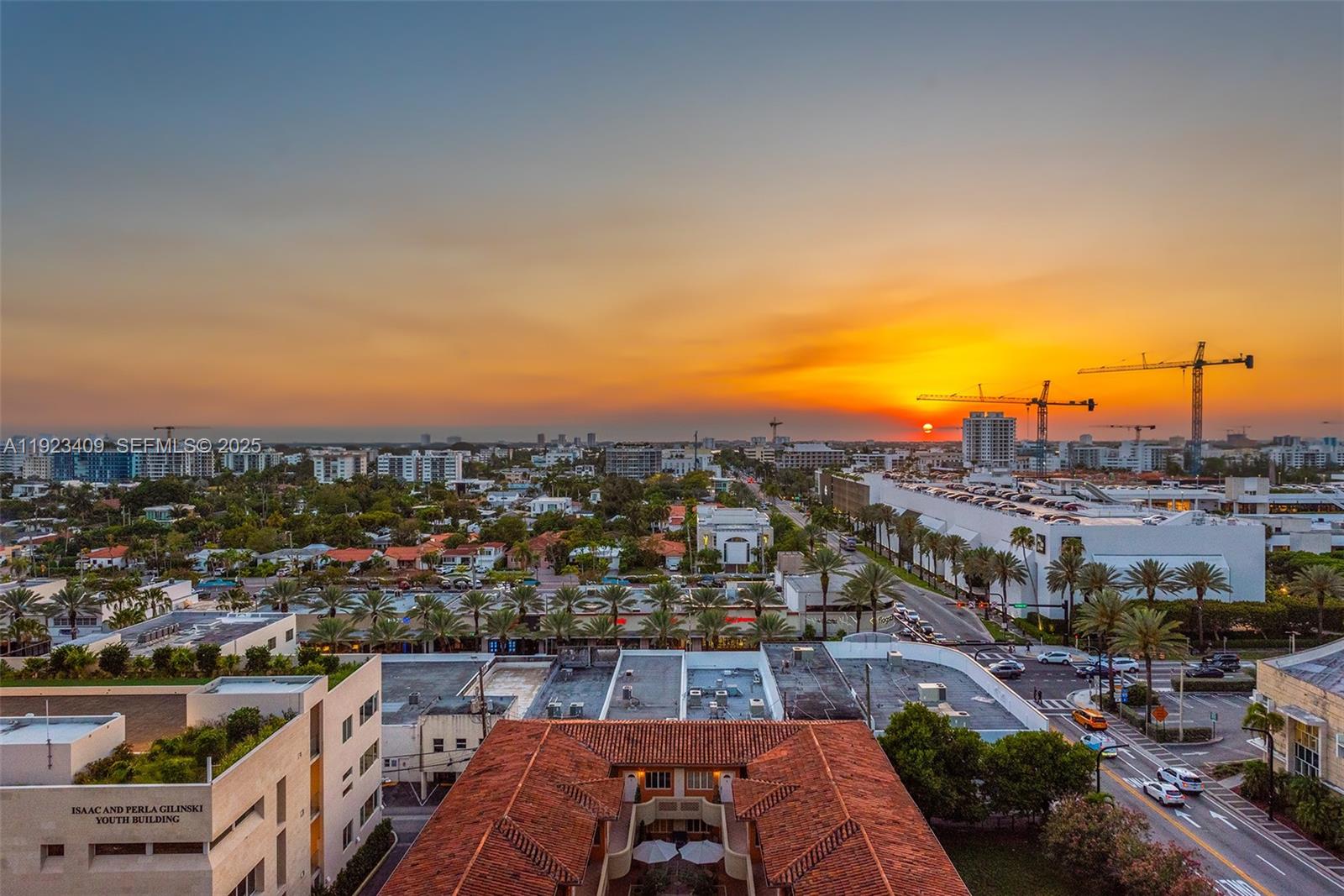 SOLIMAR CONDO - Residential