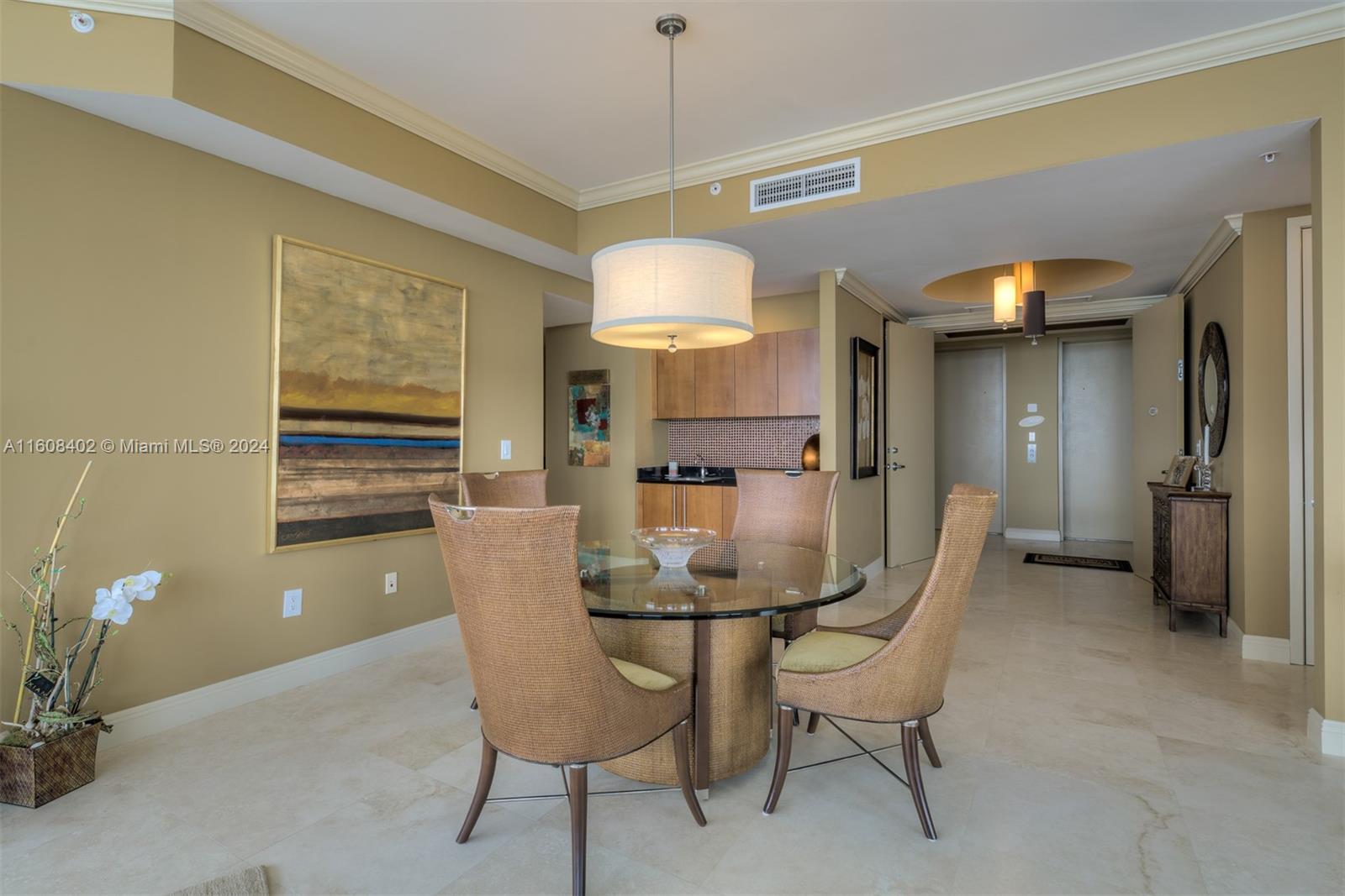 TRUMP PALACE CONDO - Residential Lease
