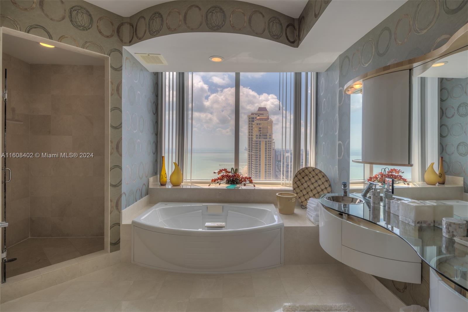 TRUMP PALACE CONDO - Residential Lease