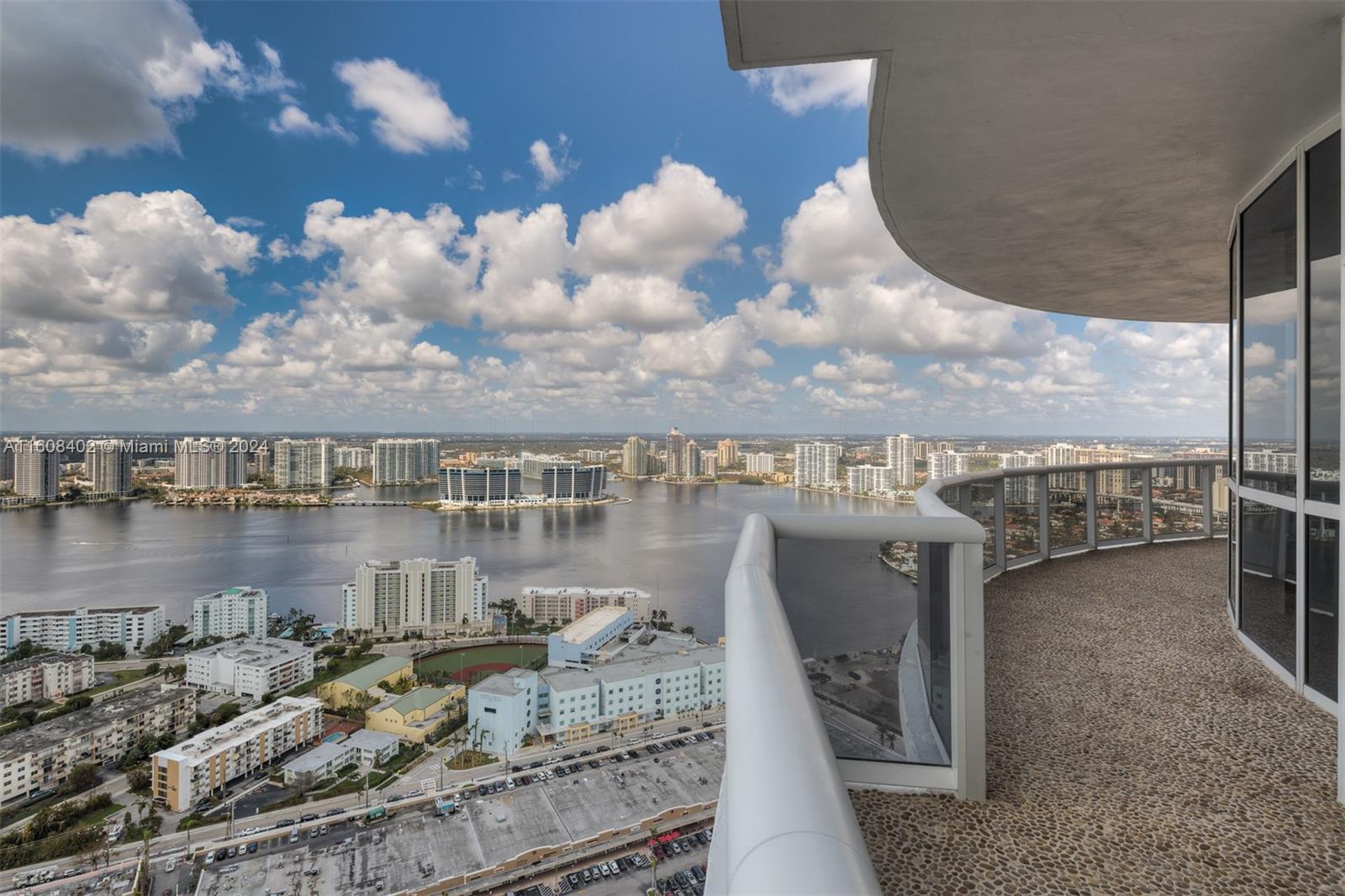 TRUMP PALACE CONDO - Residential Lease