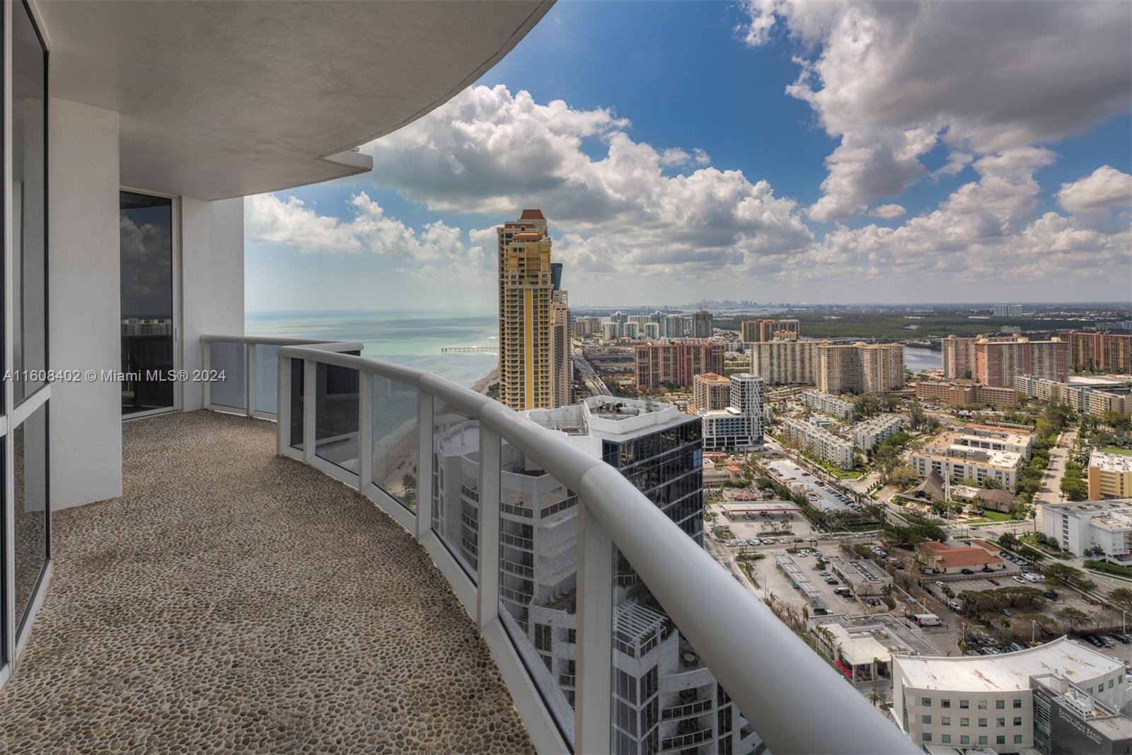TRUMP PALACE CONDO - Residential Lease