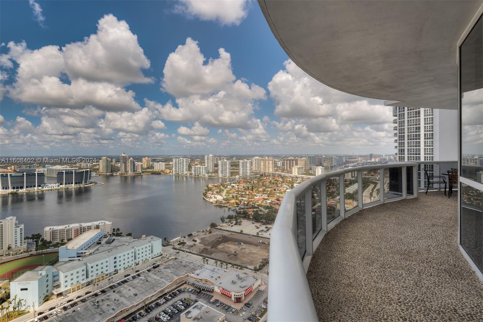 TRUMP PALACE CONDO - Residential Lease