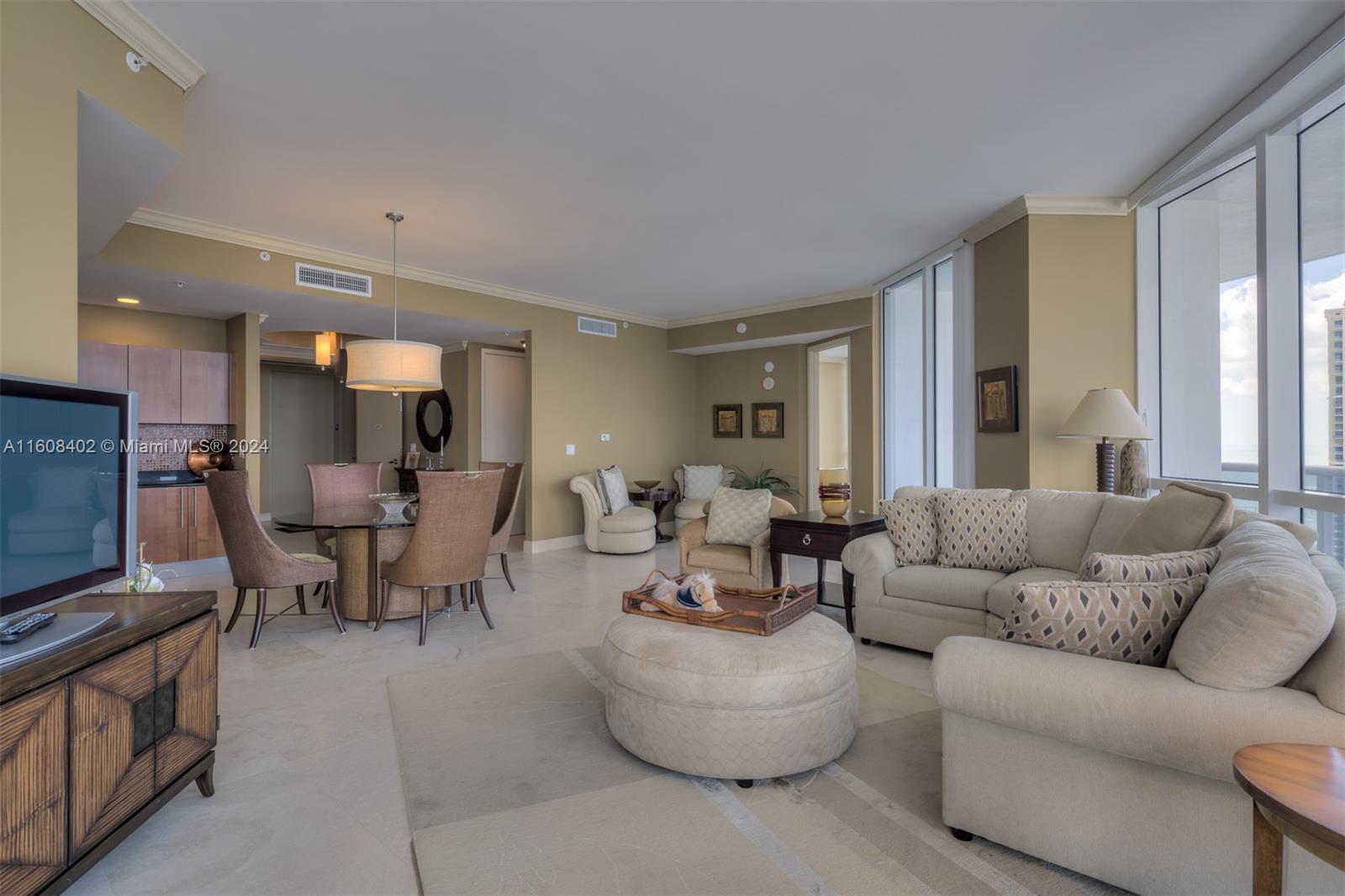 TRUMP PALACE CONDO - Residential Lease
