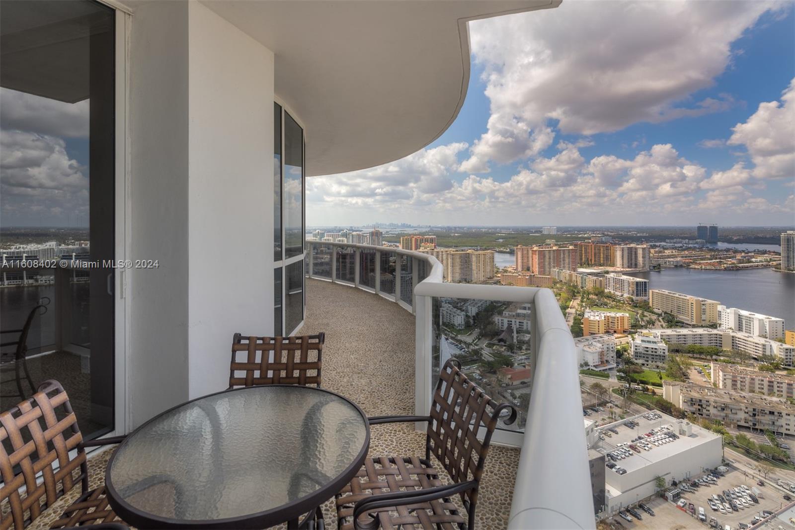 TRUMP PALACE CONDO - Residential Lease