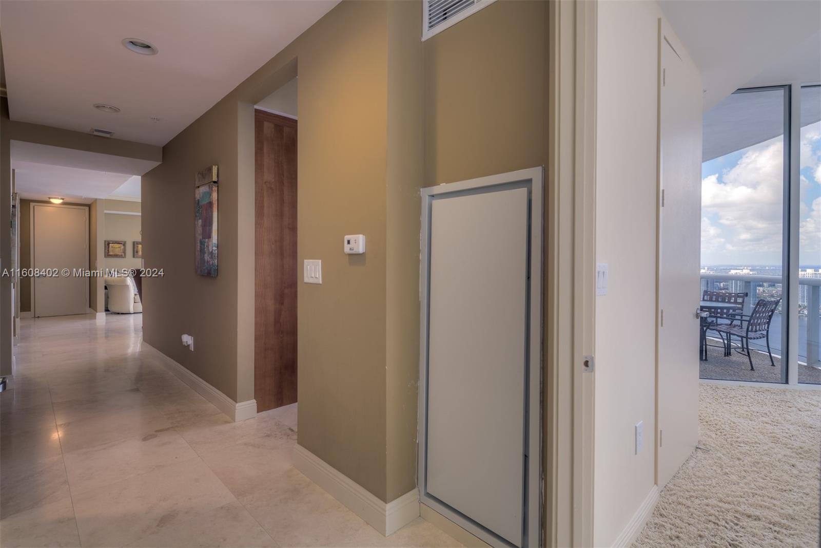TRUMP PALACE CONDO - Residential Lease