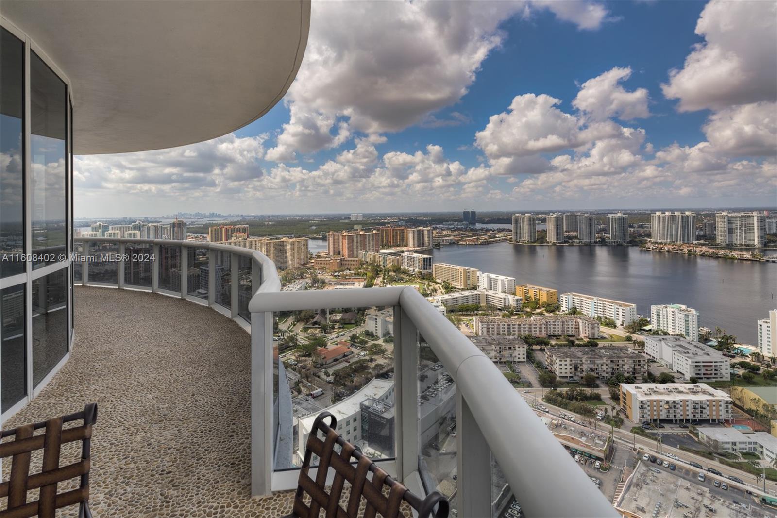 TRUMP PALACE CONDO - Residential Lease