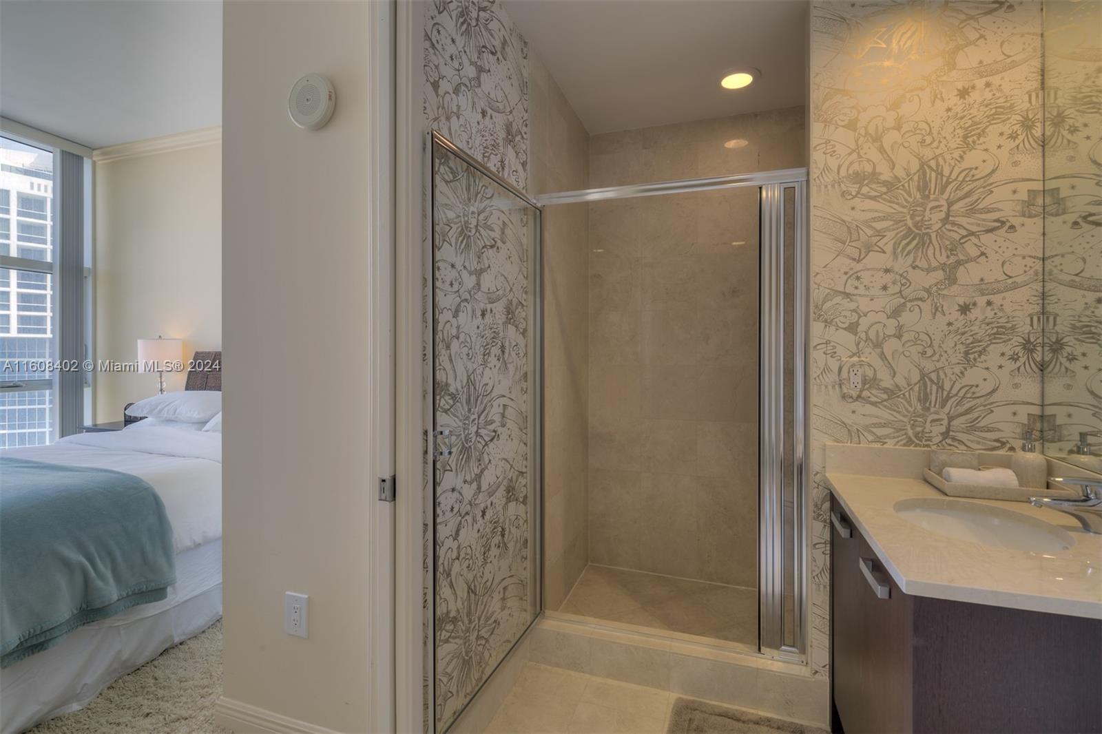 TRUMP PALACE CONDO - Residential Lease