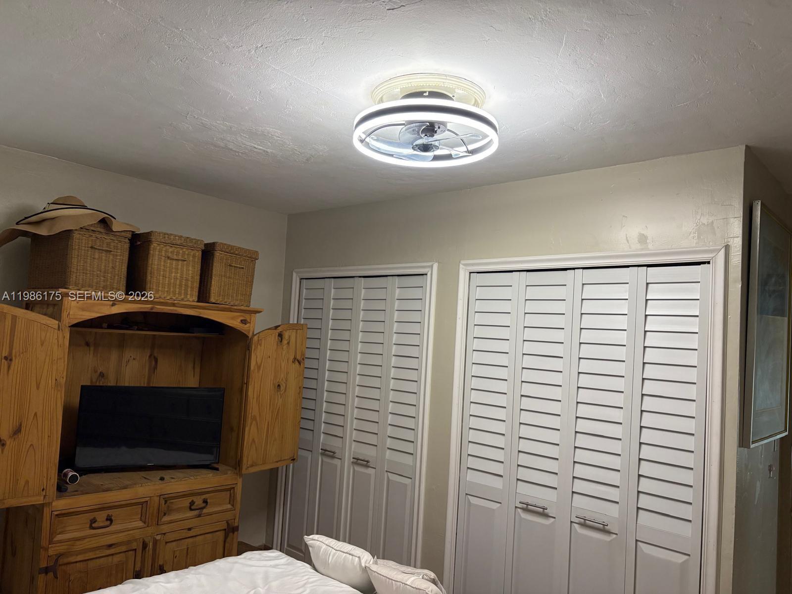 AMD PLAT VENICE HEIGHTS - Residential