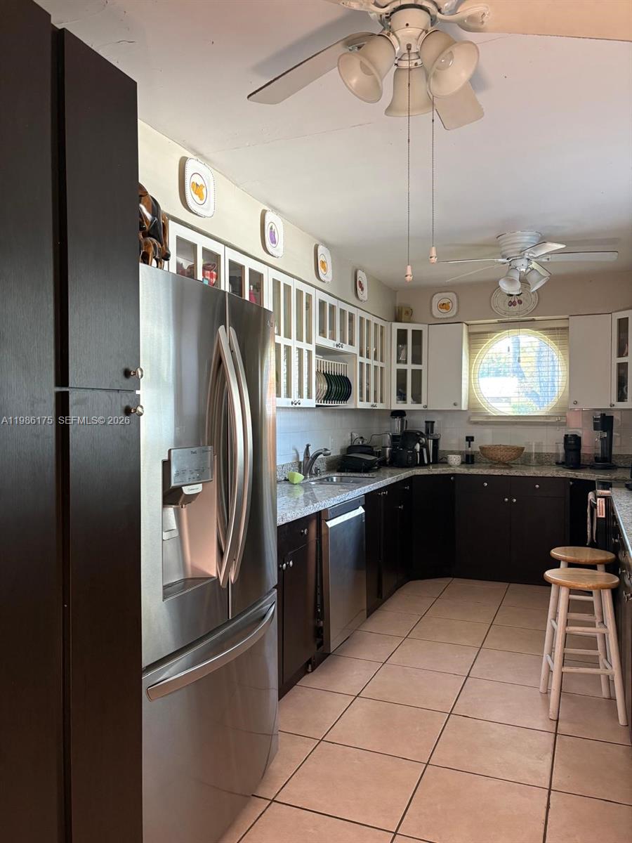 AMD PLAT VENICE HEIGHTS - Residential