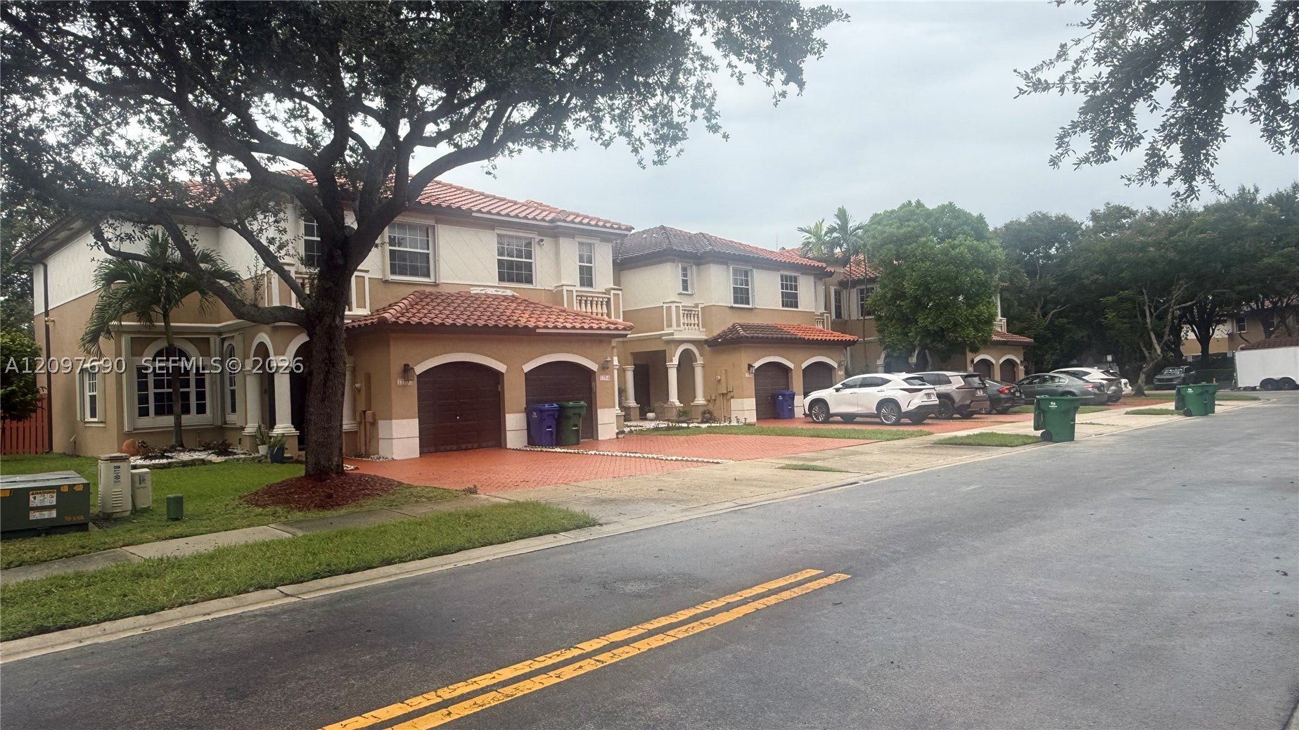 View photos, virtual tours, details... 12704 SW 49th Dr