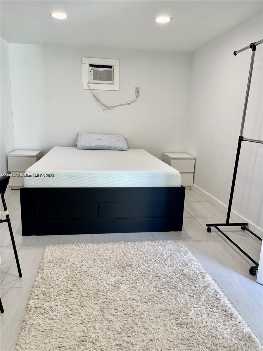 SHERIDAN PARK - Residential Lease