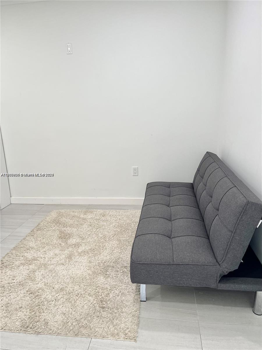 SHERIDAN PARK - Residential Lease