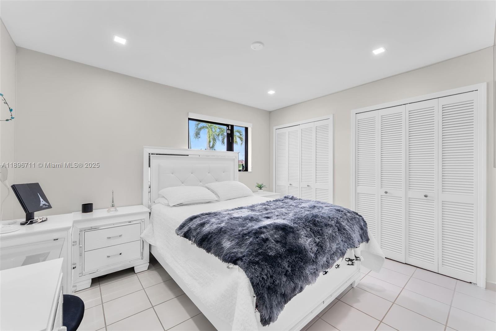 CORAL WEST HEIGHTS 2ND AD - Residential Lease