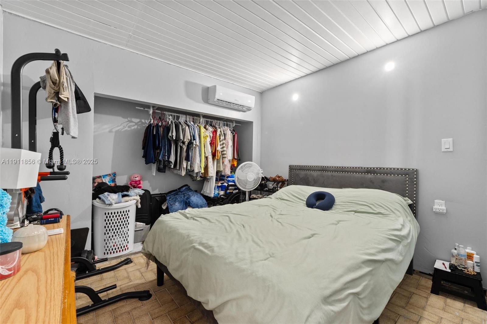 HIALEAH 16 ADDN AMD & REV - Residential