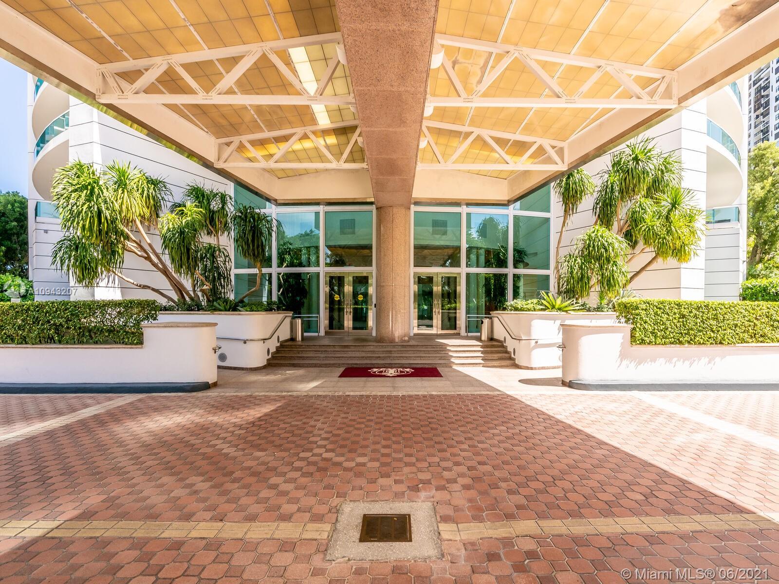 BRISTOL TOWER CONDO - Residential