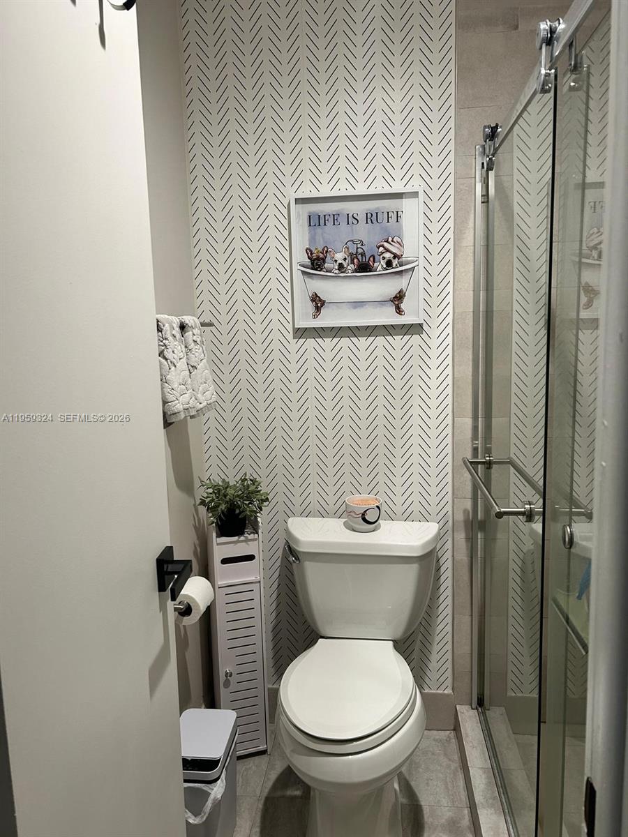 ALHAMBRA GATE HOMES CONDO - Residential Lease