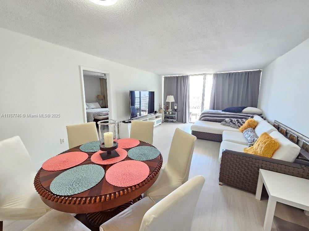 DEL PRADO MARINA - Residential