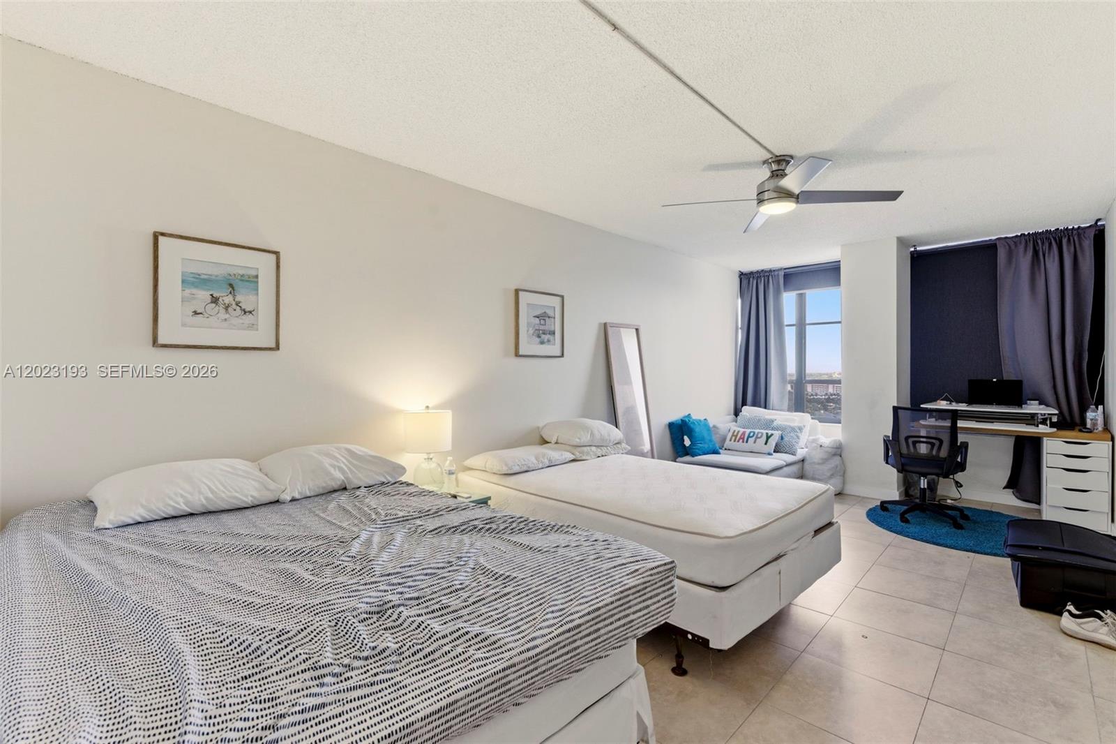 OLYMPUS CONDO PHASE - Residential
