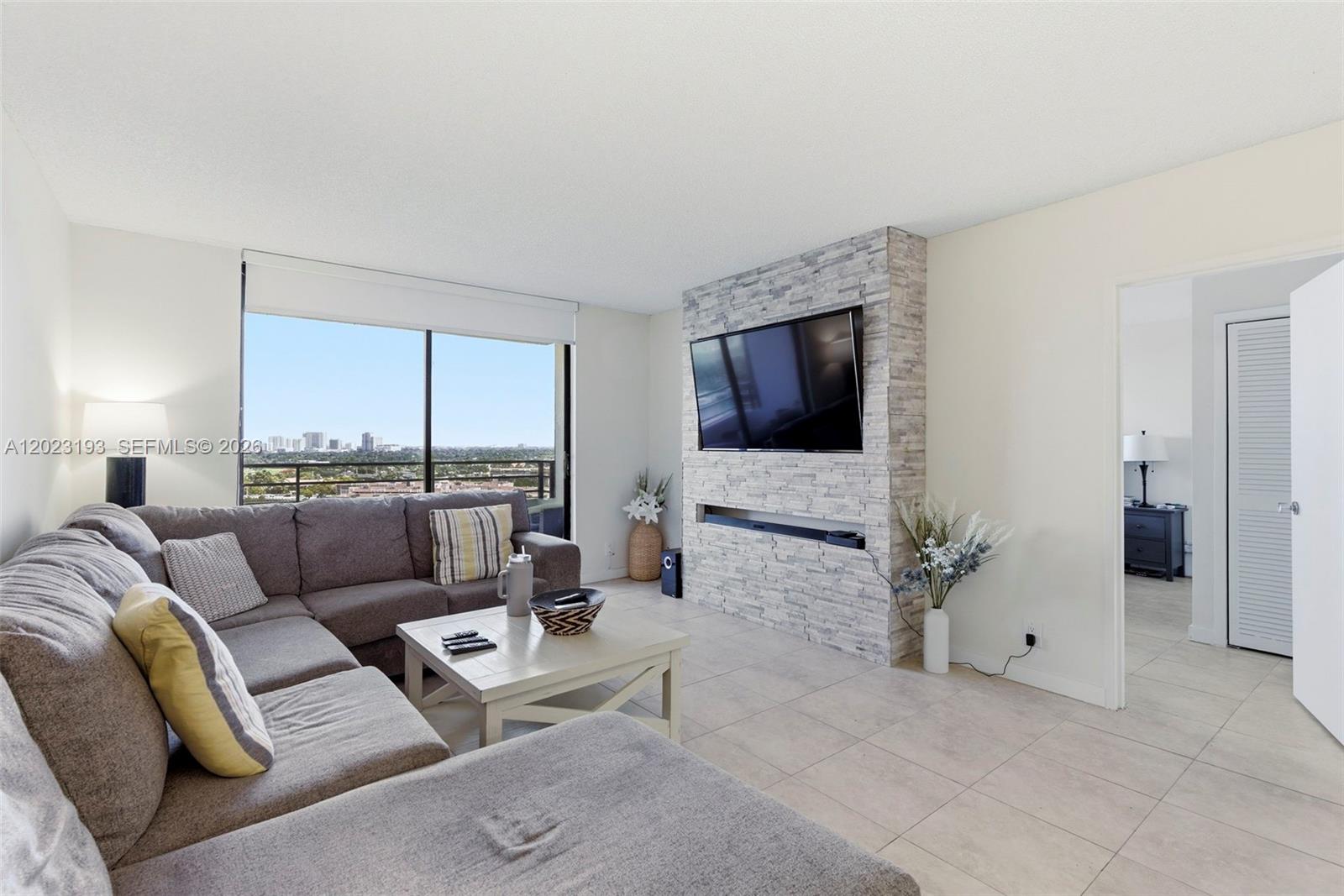 OLYMPUS CONDO PHASE - Residential