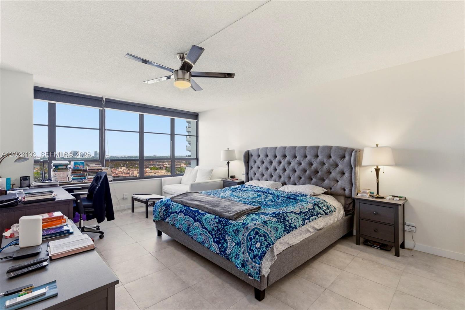 OLYMPUS CONDO PHASE - Residential