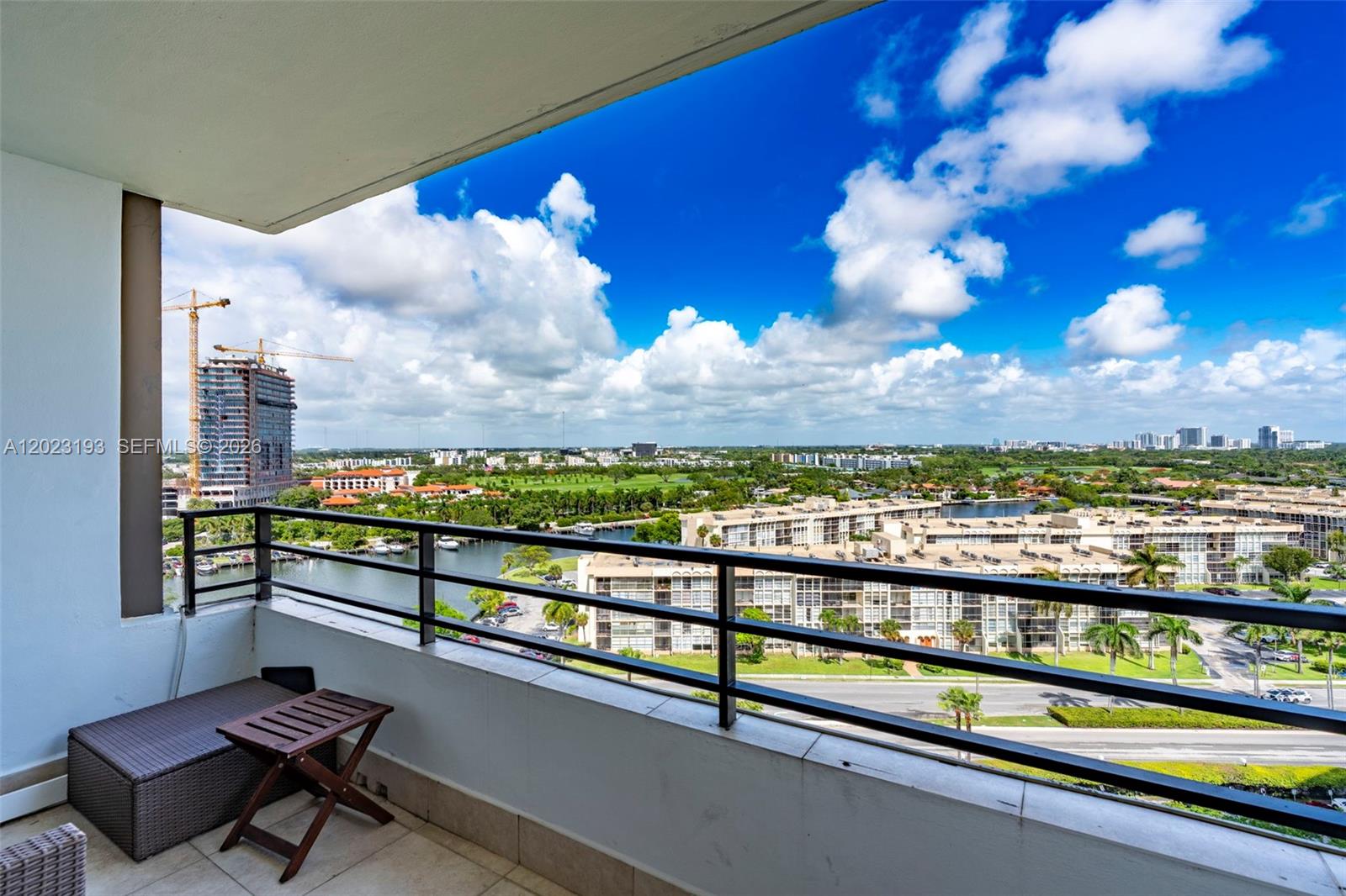 OLYMPUS CONDO PHASE - Residential