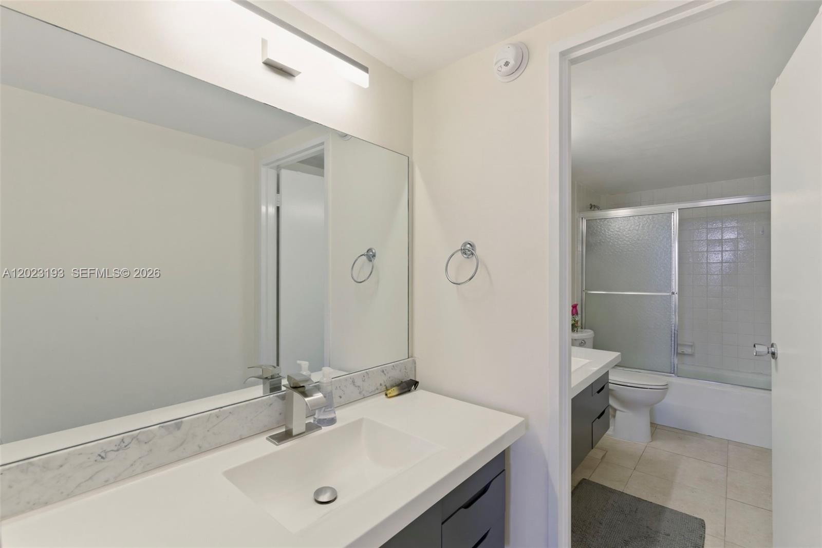 OLYMPUS CONDO PHASE - Residential