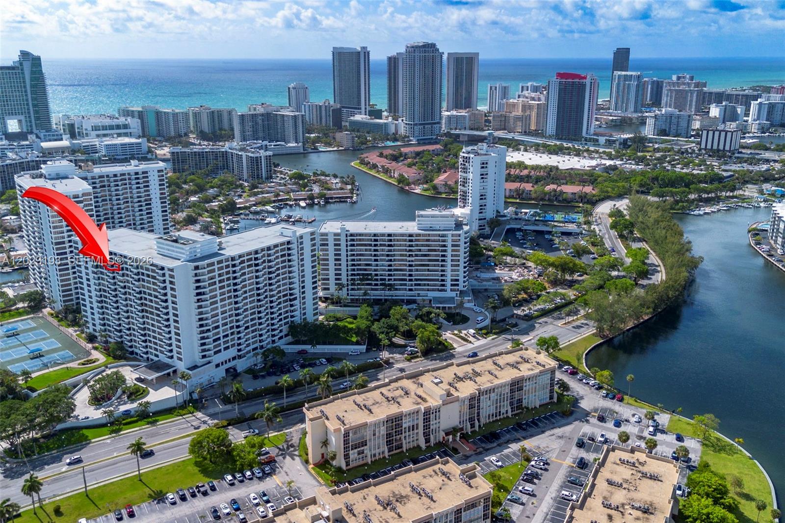 OLYMPUS CONDO PHASE - Residential