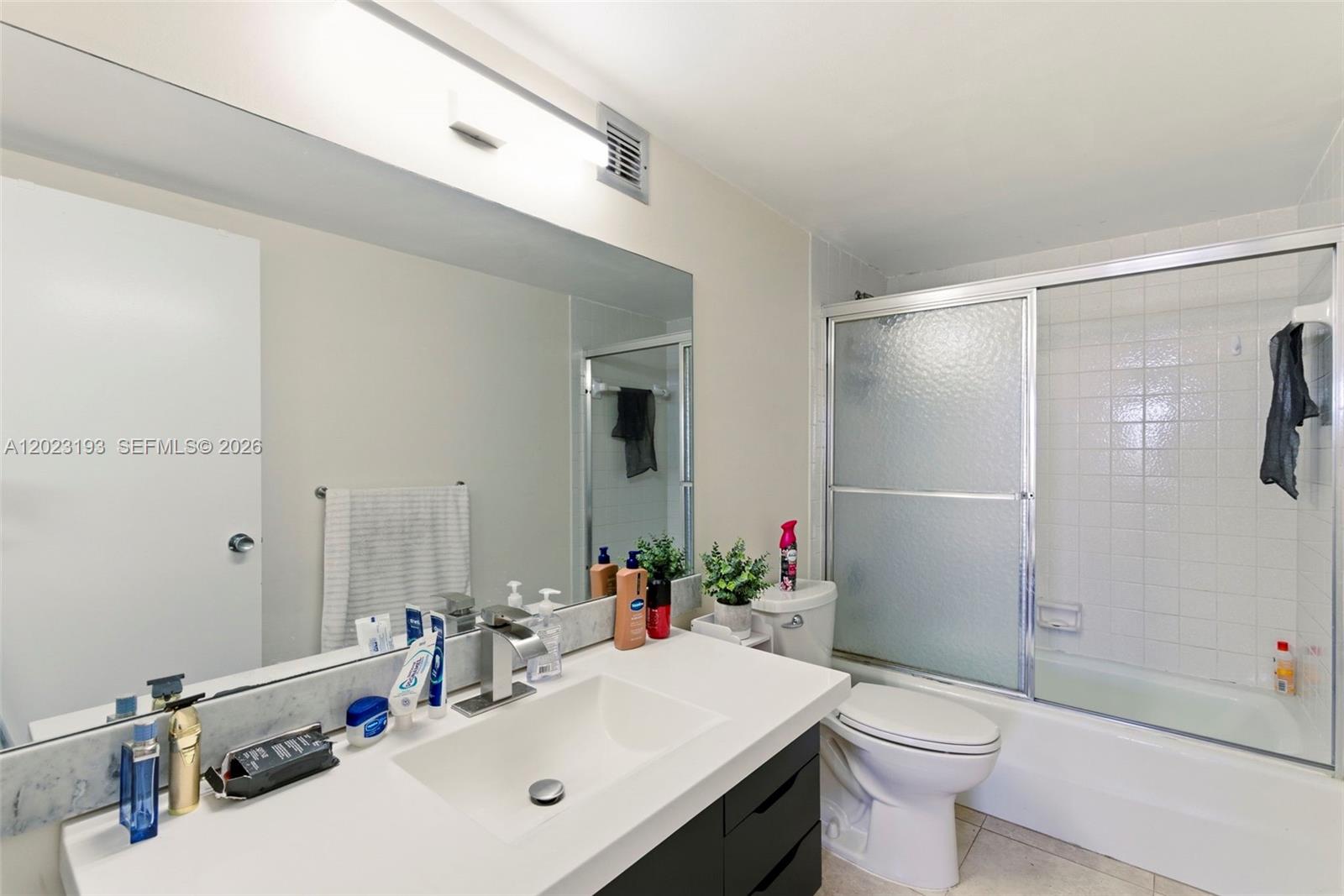 OLYMPUS CONDO PHASE - Residential