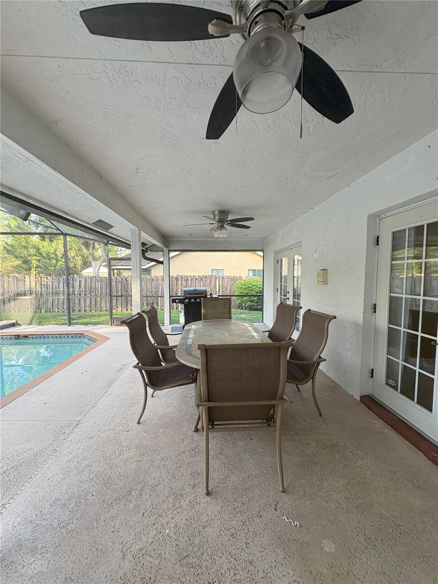 SUGAR POND MANOR OF WELLI - Residential Lease