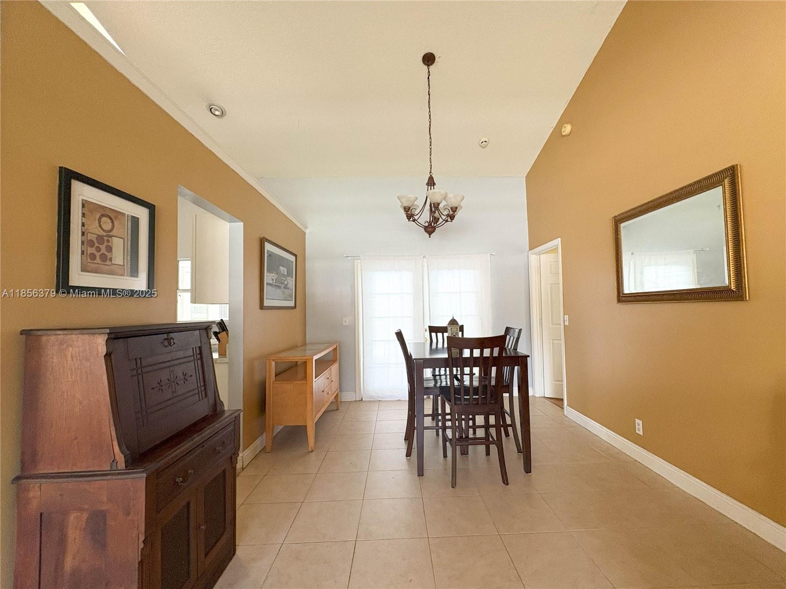 SUGAR POND MANOR OF WELLI - Residential Lease