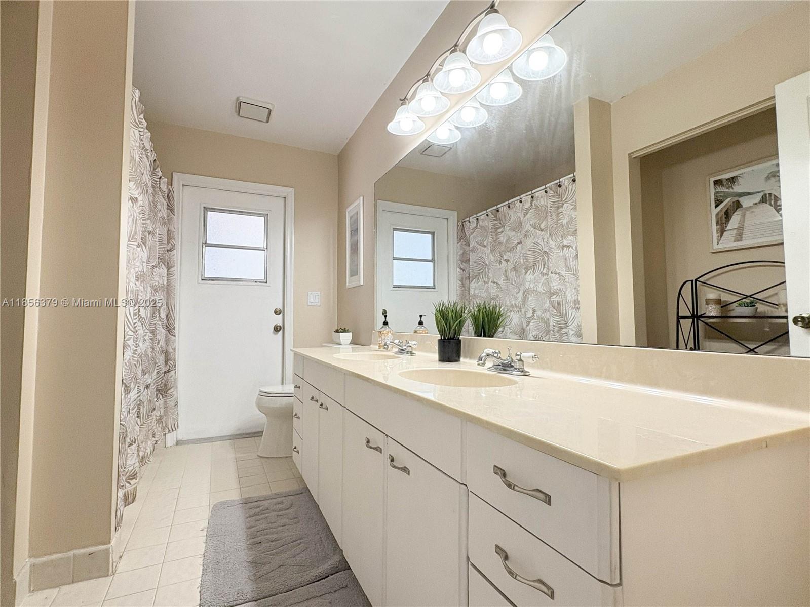 SUGAR POND MANOR OF WELLI - Residential Lease