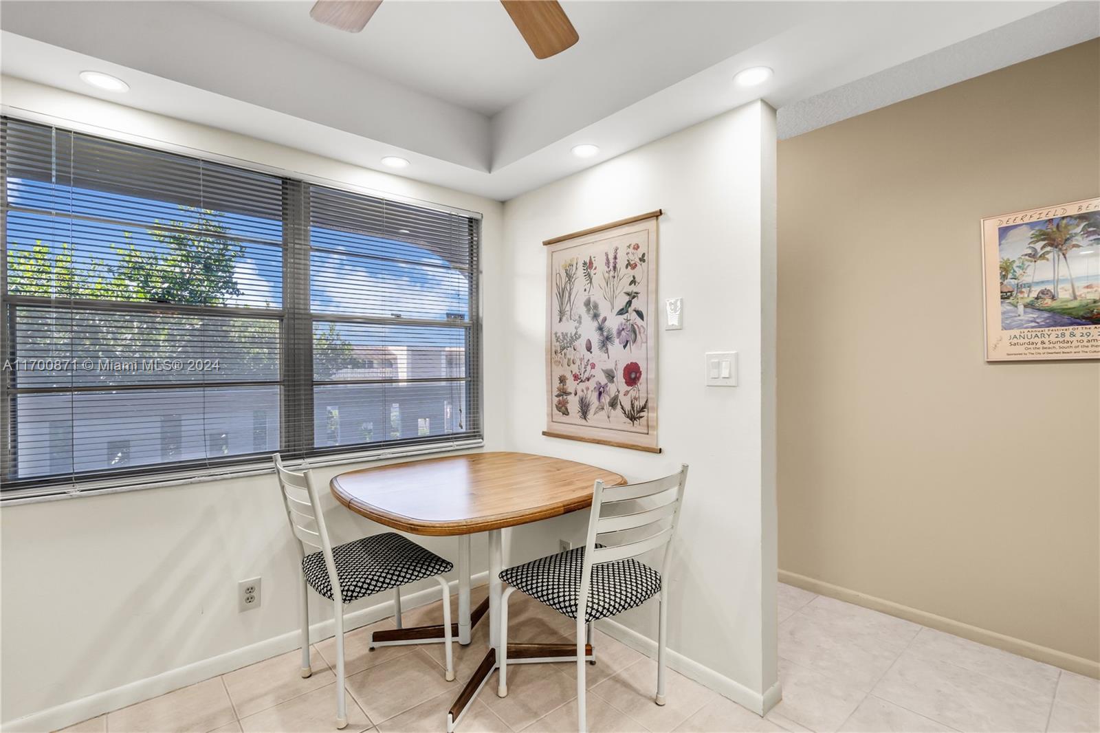 LUCAYA VILLAGE 2-E CONDO - Residential