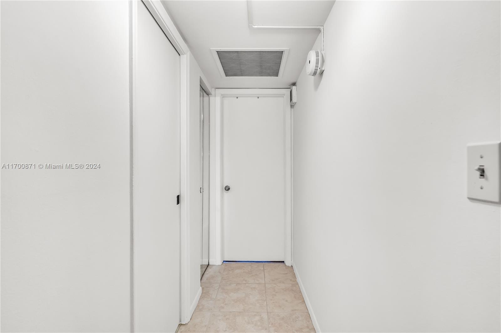 LUCAYA VILLAGE 2-E CONDO - Residential