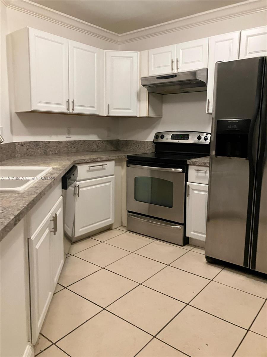 4025 W Mcnab Rd E102