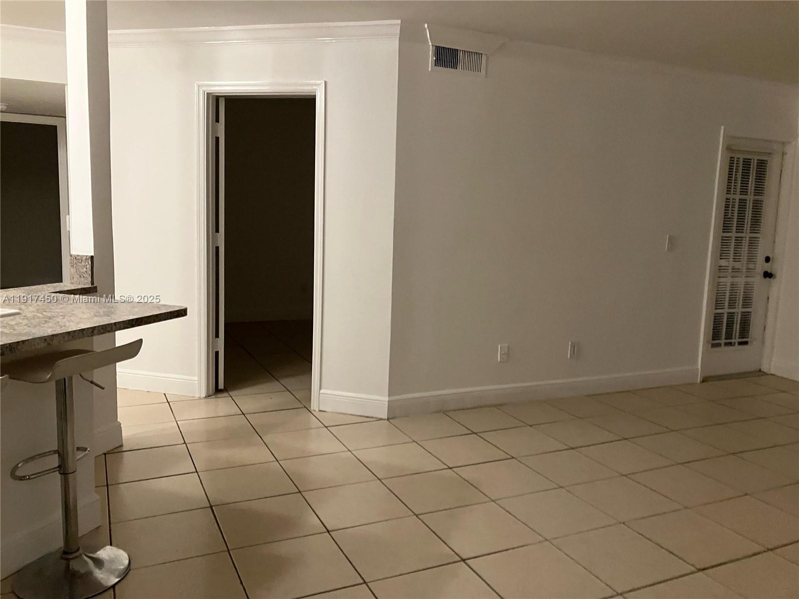 4025 W Mcnab Rd E102