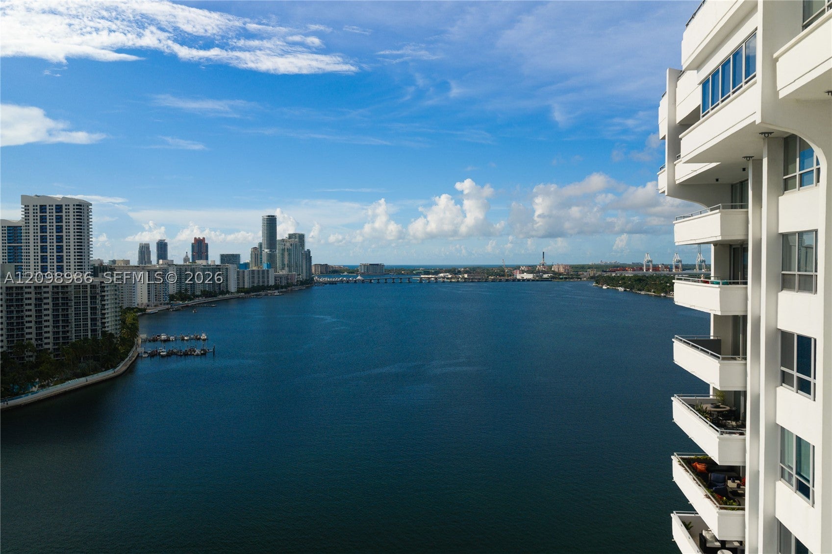 11 Island Ave 2006